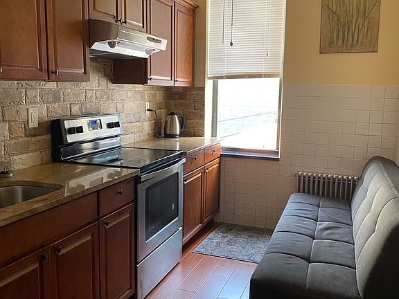3rd image of 55 Driggs Ave #4