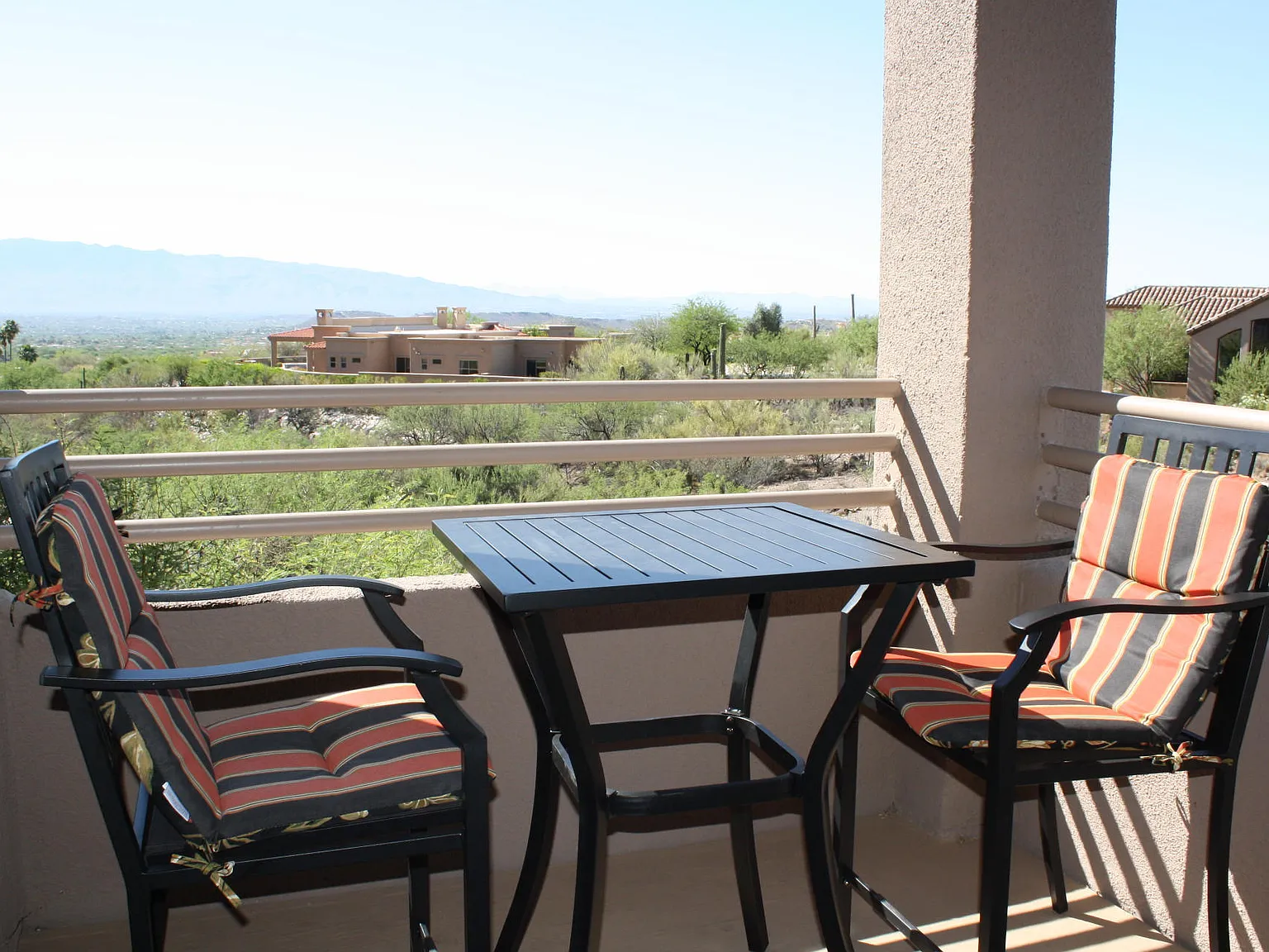1 bed, 1.0 bath, 716 sqft, $1,500 — Photo 2