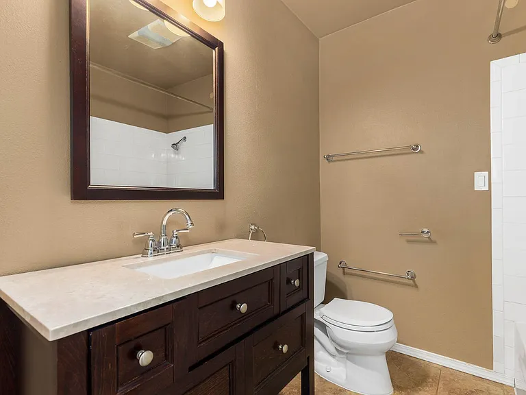 970 100th Ave NE #42 — Photo 5