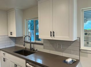 2750 Melendy Dr, San Carlos, CA 94070