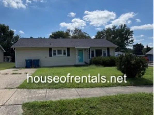 107 Vermont St, Carterville, IL 62918