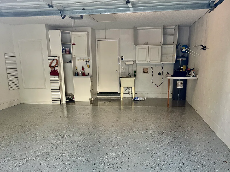 Washer/dryer hookup in garage