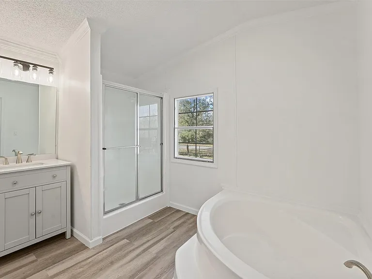 23239 Lakeside Dr — Photo 13