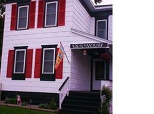26 Seymour St, Auburn, NY 13021