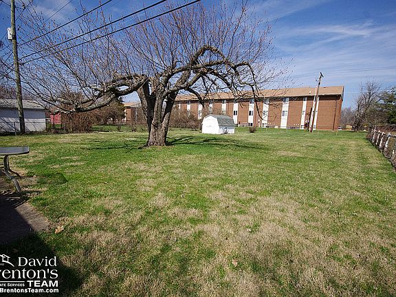 2nd image of 3726 Redfern Dr