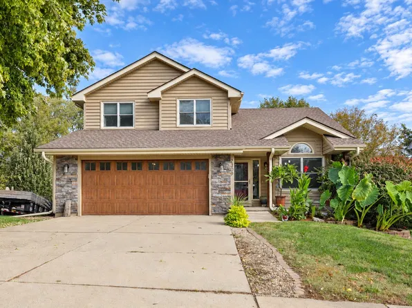 2309 Walnut St, West Des Moines, IA 50265