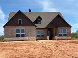 329 Johnny Boy Way, Springtown, TX 76082