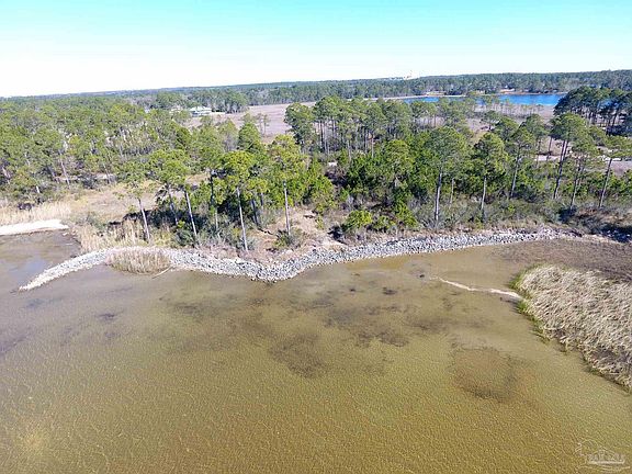 3rd image of Bayside Dr