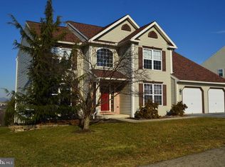 1216 Earl Rd, Leesport, PA 19533