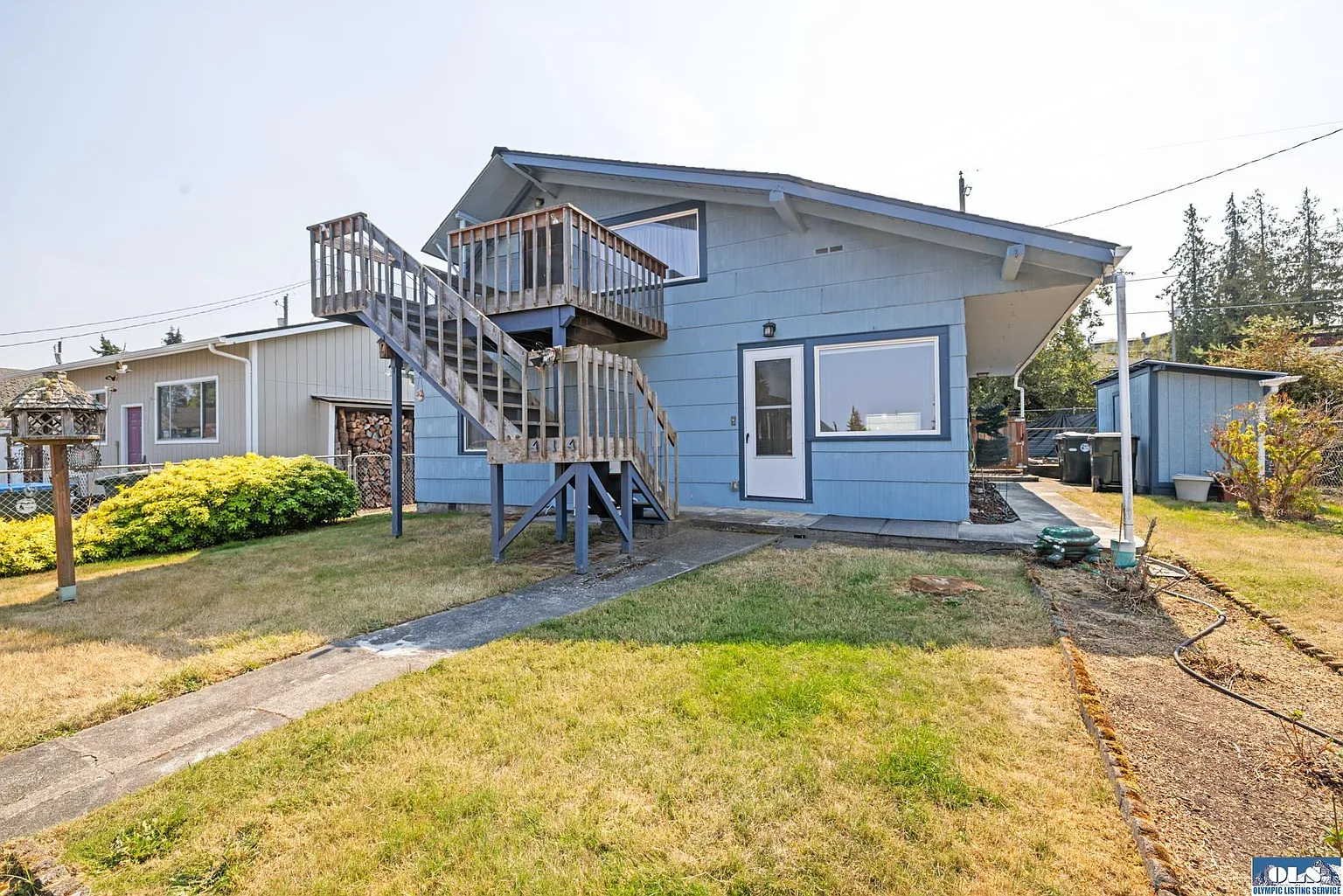 414 Lopez Ave photo 1