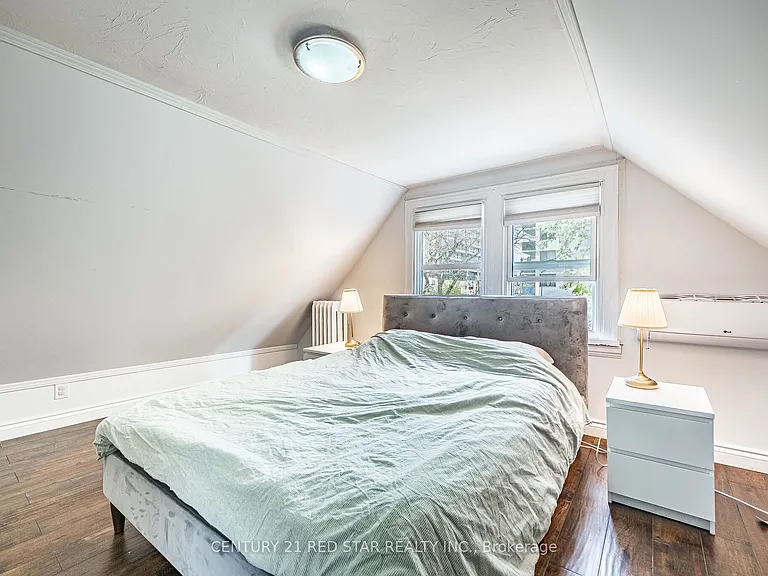 144 Bold St #UPPER — Photo 41