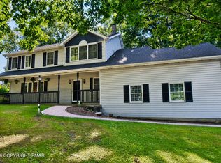 5 Gilliland Dr, East Stroudsburg, PA 18301