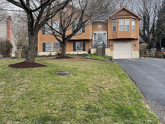 2nd image of 6911 Fox Chase Rd