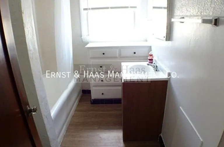 2141 Chestnut Ave #8 — Photo 8