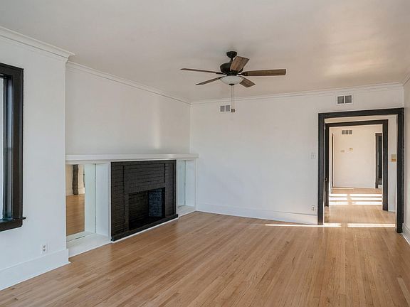 4th image of 6321 N Oakley Ave APT 3