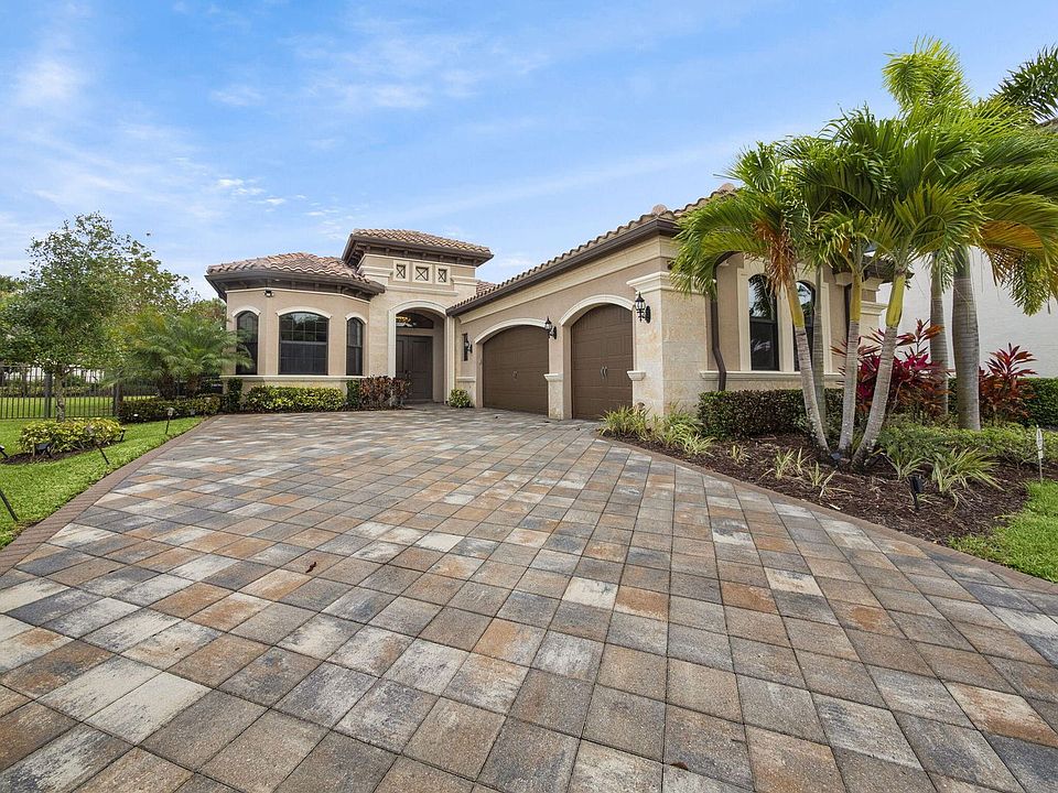 1st image of 9931 Bozzano Dr