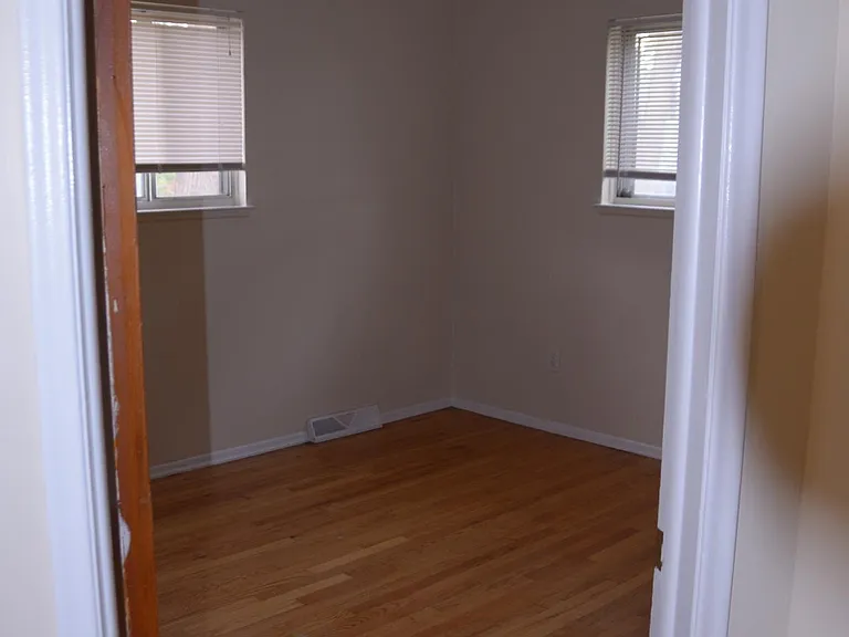 3138 Oakshire Ave — Photo 12