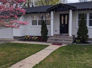 215 Drum Point Rd, Brick, NJ 08723