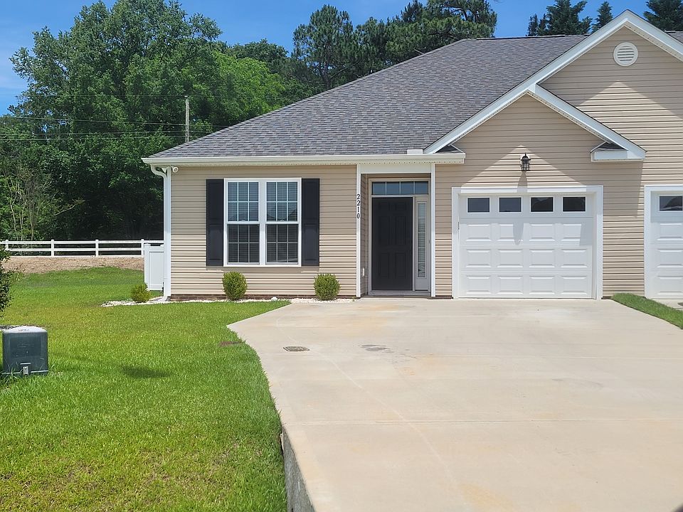 1st image of 2212 Gardenview Ct