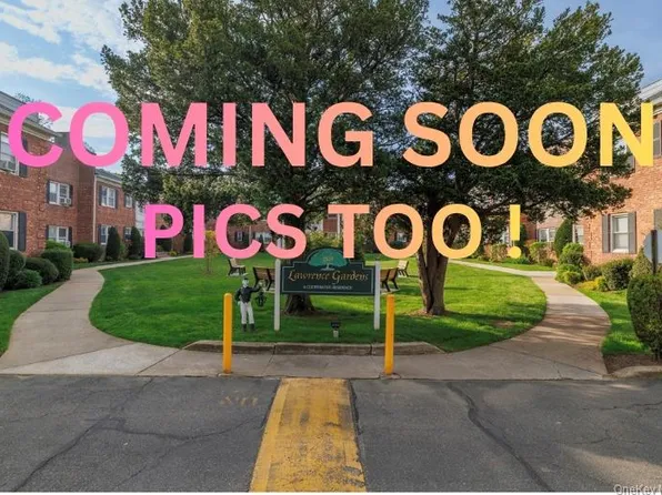 261 Central Avenue #D1, Lawrence, NY 11559
