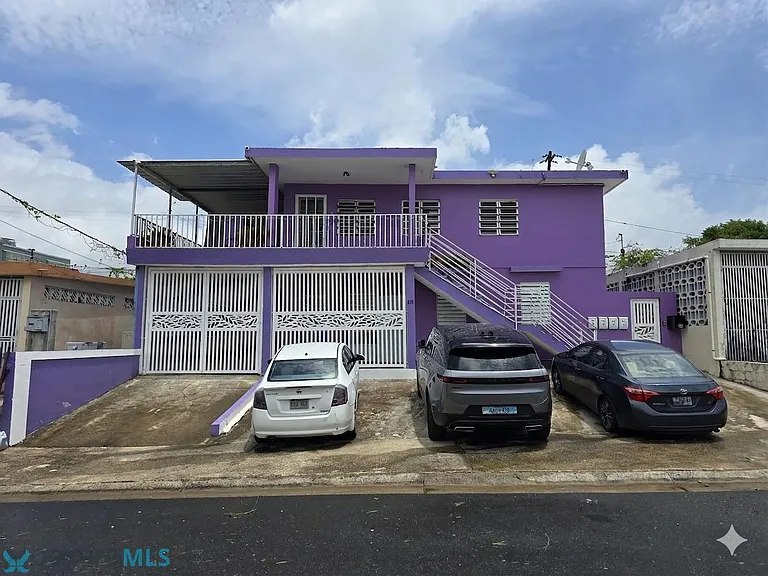 A11 Calle 2 #2 — Photo 1