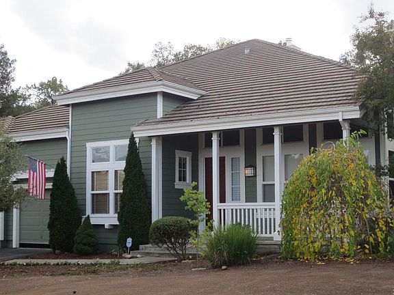 4th image of 35 Dry Creek Ln