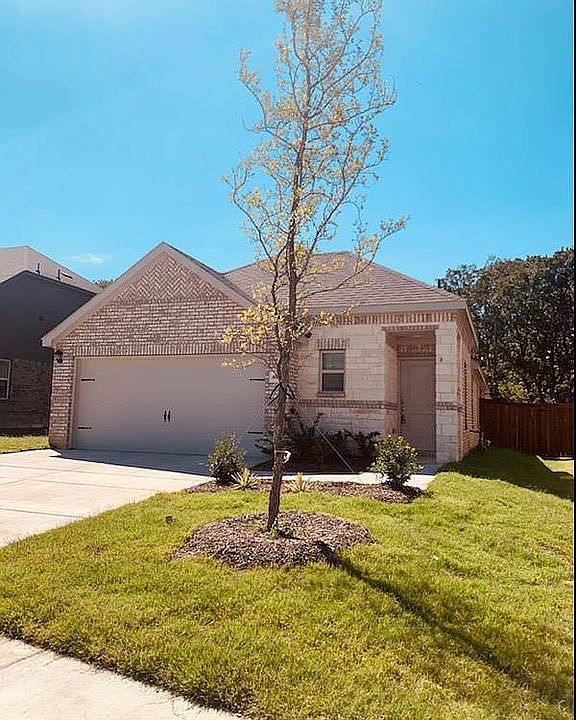 1st image of 3928 Oak Creek Cir