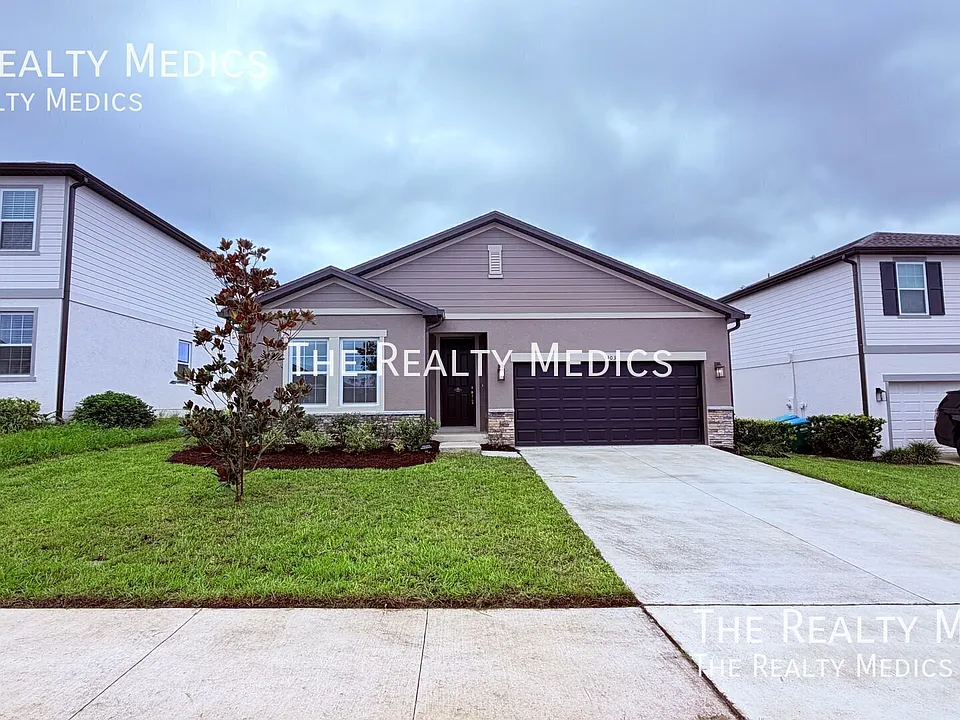 1403 Sterling Pointe Dr