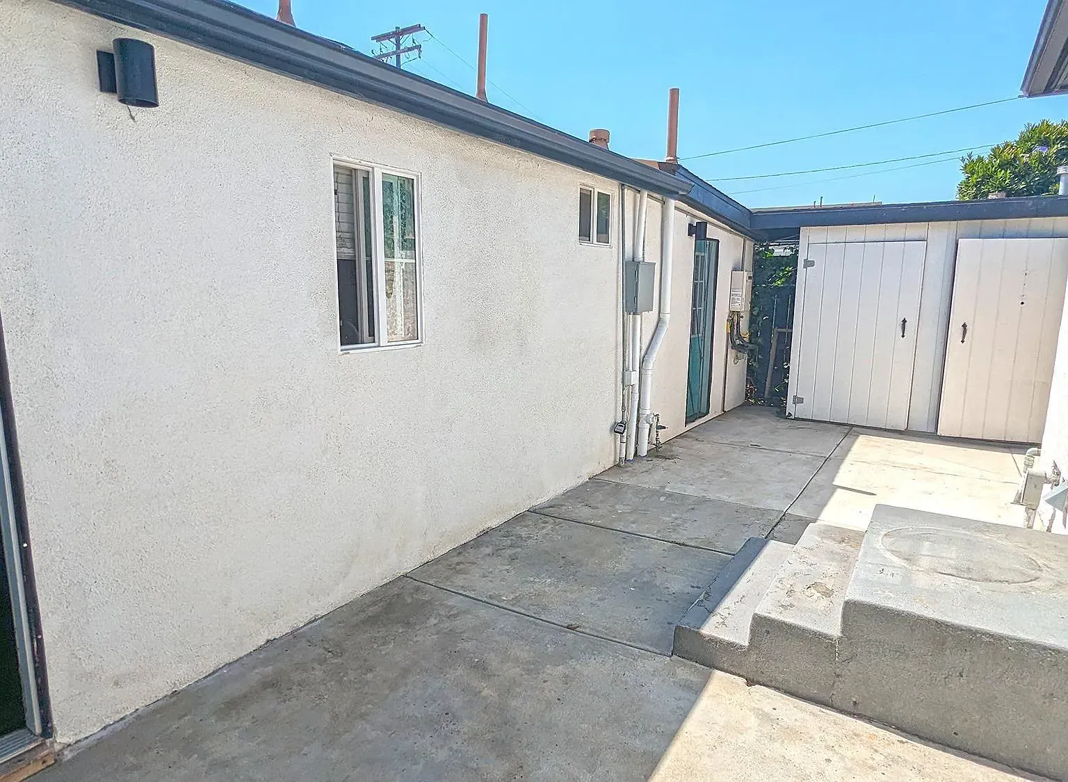 1 bed, 1.0 bath, 600 sqft, $2,495 — Photo 2
