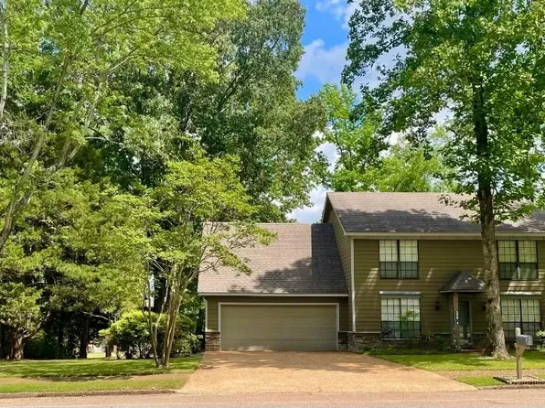 9201 Fletcher Trace Pkwy, Lakeland, TN 38002