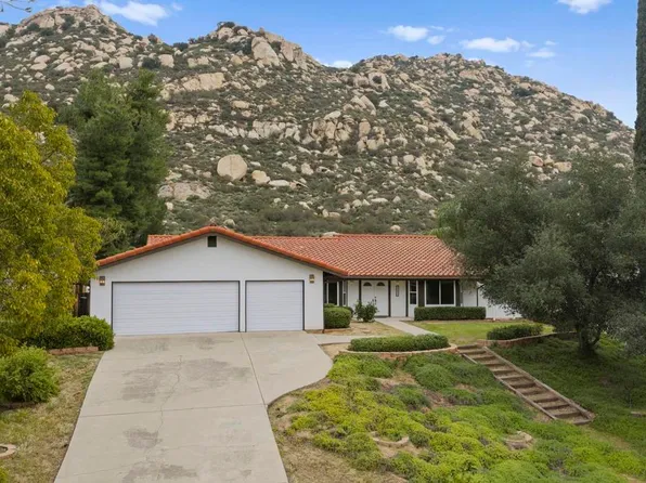 25072 Poderio Dr, Ramona, CA 92065
