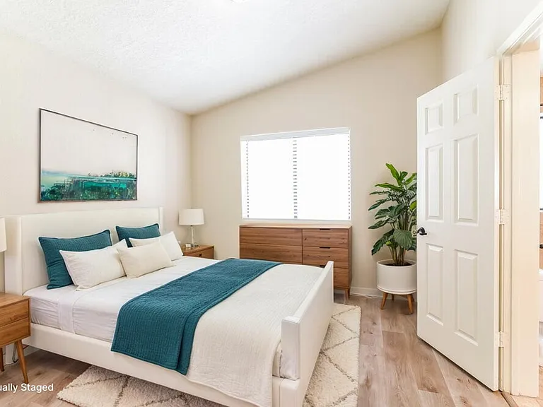 1522 W Del Rio St — Photo 16