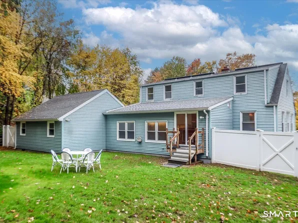 7 Colony Road, Seymour, CT 06483