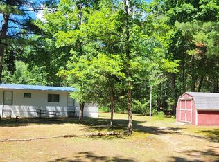 934 E 72nd St, Idlewild, MI 49642