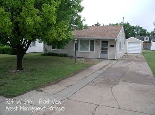 524 W 24th St, Hays, KS 67601