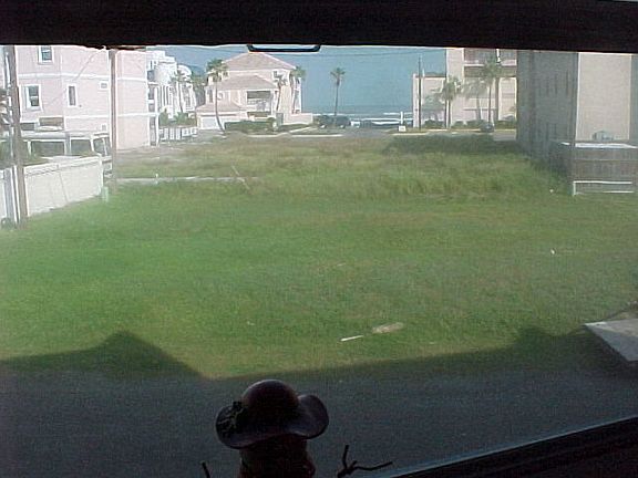3rd image of 112 E Coronado Dr
