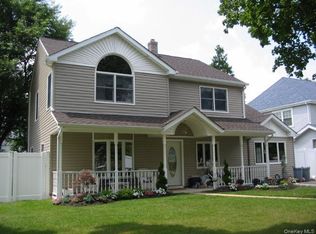 12 Crabtree Lane, Levittown, NY 11756