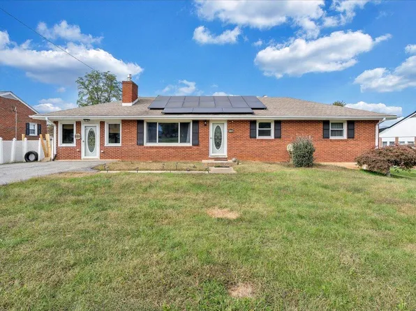 1102 Maiden Ln, Bedford, VA 24523