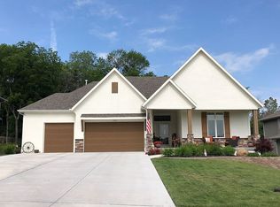 355 S Overlook St, Olathe, KS 66061