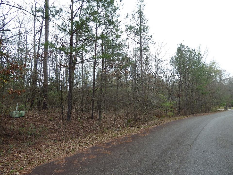 2nd image of 212 Walden Woods Dr