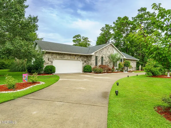 401 Lord Granville Drive, Morehead City, NC 28557