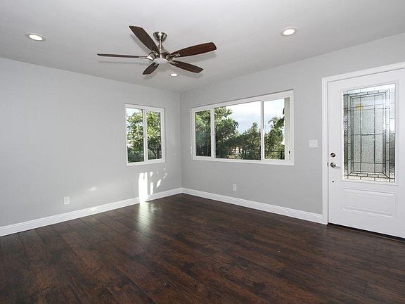 4th image of 3224 F St APT B