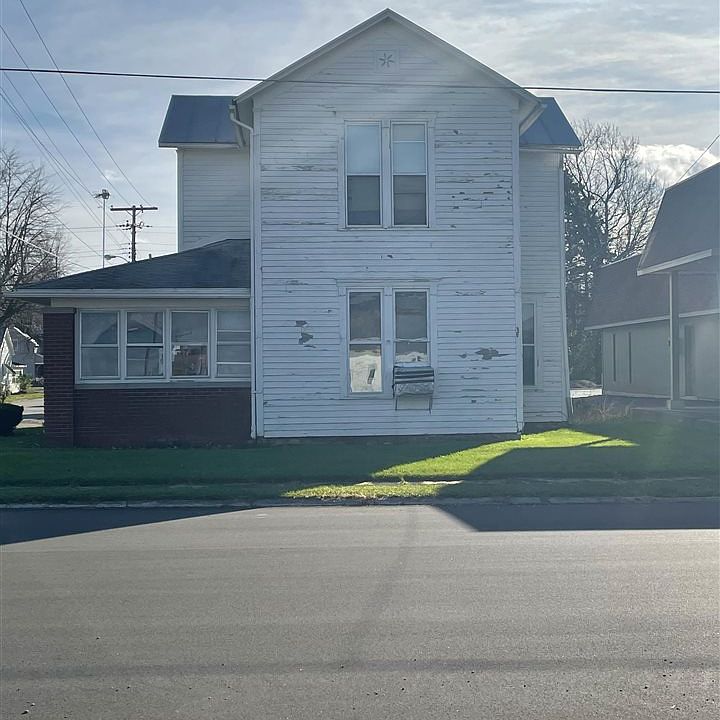 1st image of 100 S Evans St
