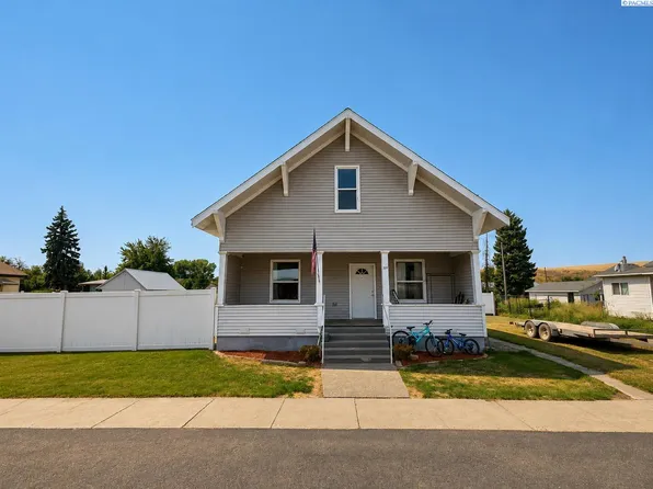 309 G St, Endicott, WA 99125