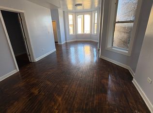 4123 W Monroe St #1, Chicago, IL 60624