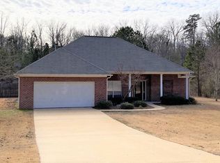 209 Selena Dr, Fulton, MS 38843