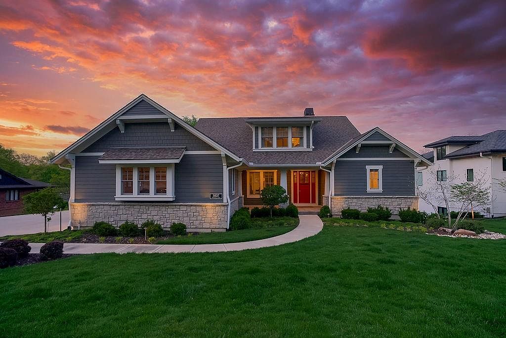 8637 Overhill Rd, Leawood, KS 66206 | Zillow