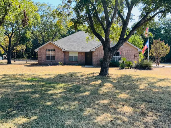 6703 Lejeune Ct, Granbury, TX 76049