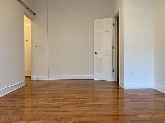 Rented by Hillel Realty Group | media 10