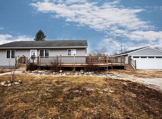 1301 W 8th St, Perry, IA 50220